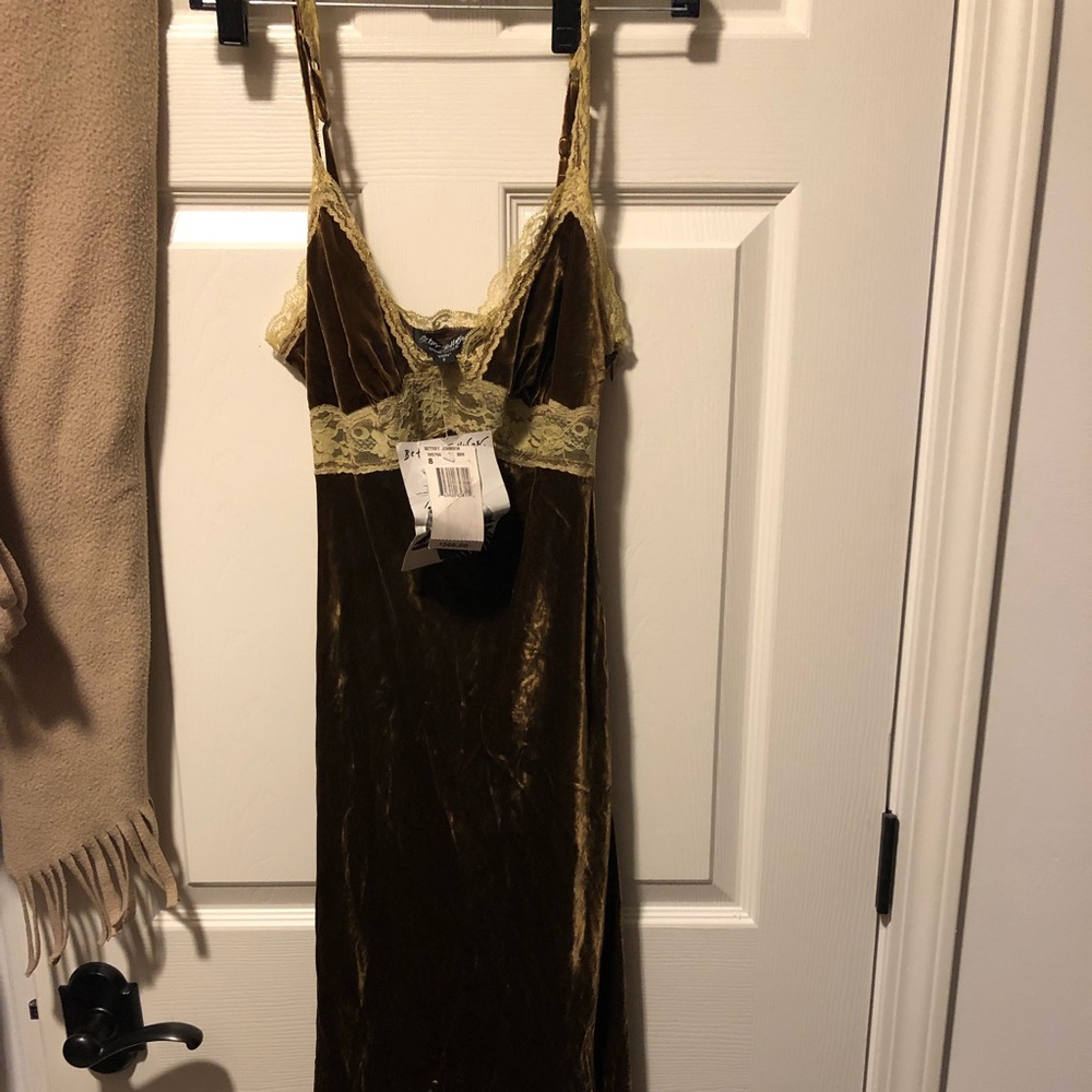 New with tags vintage velvet Betsey Johnson dress
